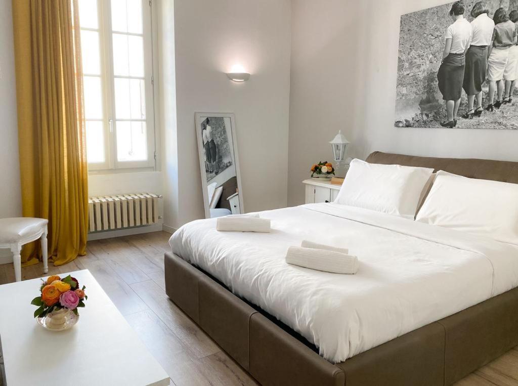 Thea - Centro Storico Bed and Breakfast Μόνζα Εξωτερικό φωτογραφία
