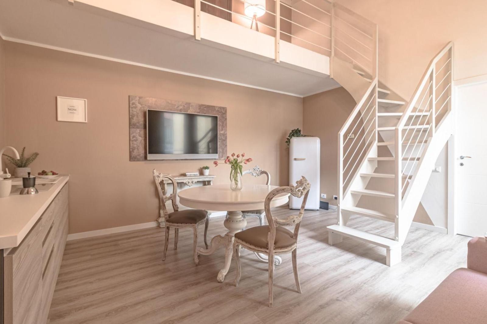Thea - Centro Storico Bed and Breakfast Μόνζα Εξωτερικό φωτογραφία